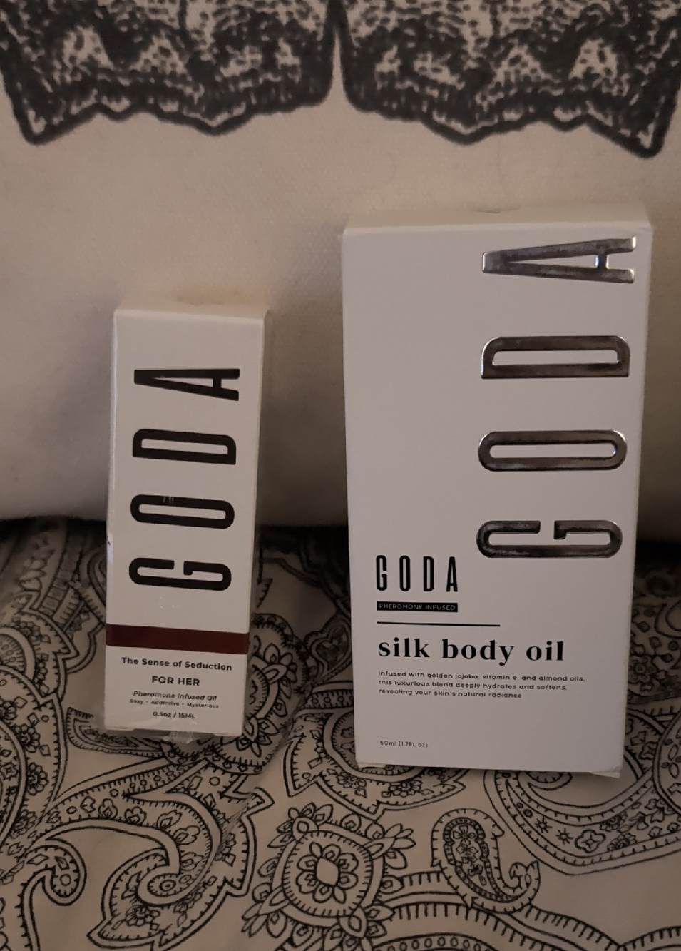 Silk Body Oil — White